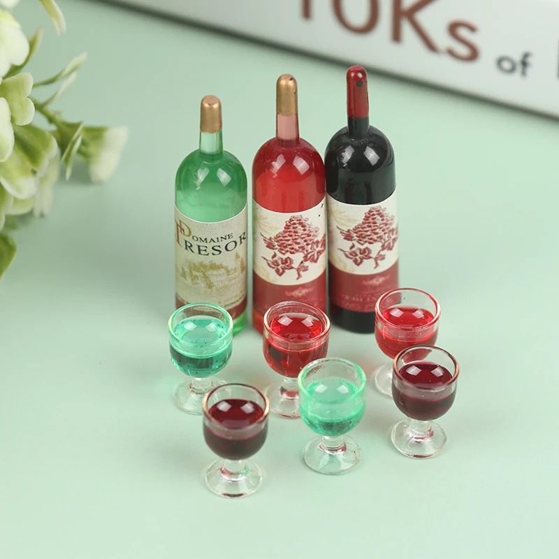 Taste Wine Beer Kitchen - 1 مجموعة 1/12 زجاجات نبيذ مصغرة