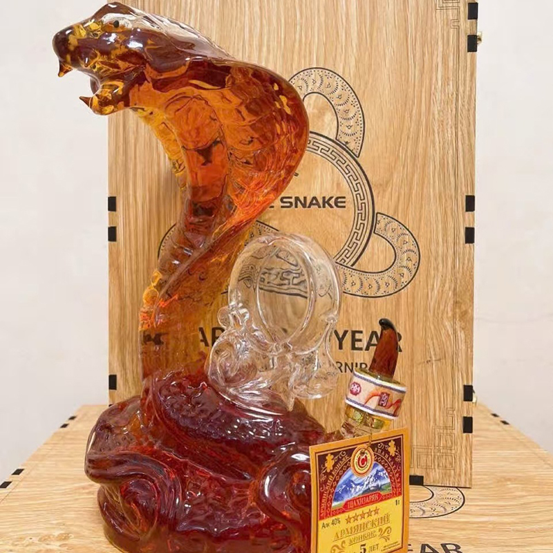 قارورة ويسكي على شكل ثعبان، زج - مراجعة Bottle Stopper Set وسعره